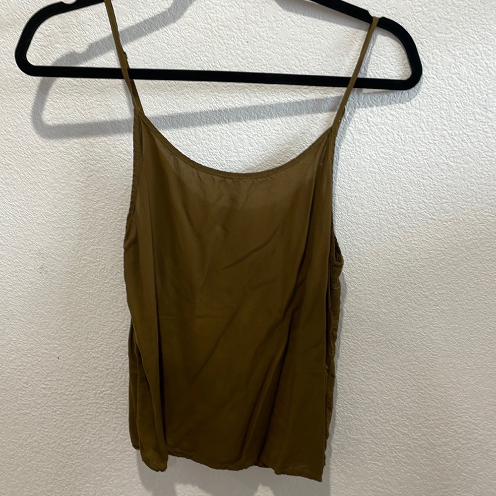 Lacausa tank in a brown/green color. Size small.